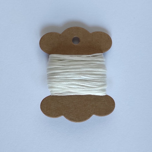 Filo intrecciato piatto e cerato in poliestere 1 mm per cuciture robuste in legatoria, lavorazione del cuoio, etc. - Bianco