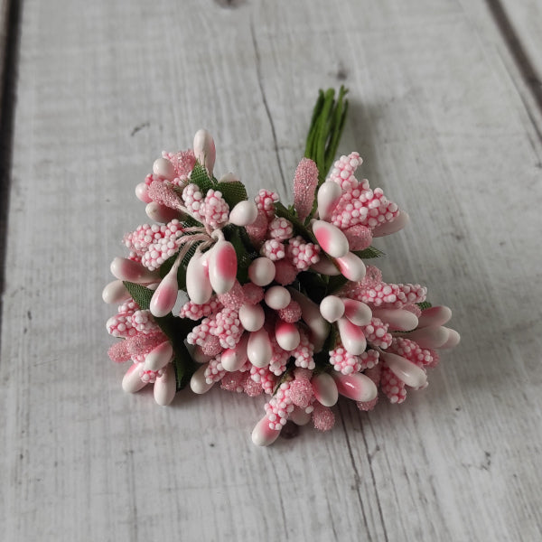 Mazzolino con 12 bacche "Mini Berry" colore rosa ideali per decorare bomboniere.