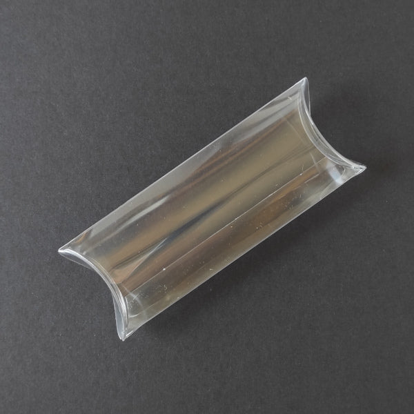 Tubo in PVC con apertura/chiusura in entrambe le estremità. Ideale per confezionare confetti o piccoli bonbon.