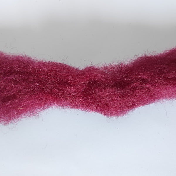 nastro in lana cardata ideale sia per infeltrimento ad ago che per infeltrimento ad acqua. Colore fucsia scuro