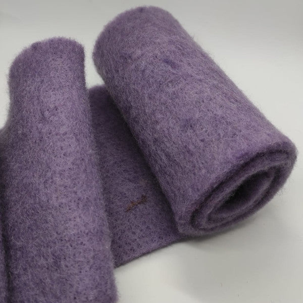 Tessuto di feltro in pura lana alto 15 cm, colore glicine
