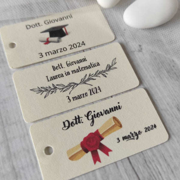 Bigliettini e tags personalizzati per bomboniere di Laurea