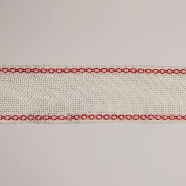 Bordo Aida rifinito con impuntura a esagoni rosso