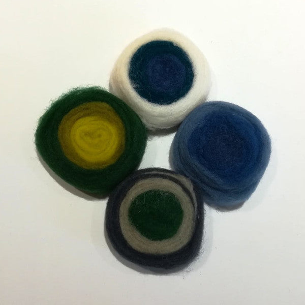 Lana cardata per infeltrimento ad ago e ad acqua. Mix blu e verde