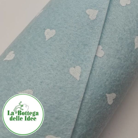 Pannolenci fantasia a cuori celeste/bianco. Spessore 1 mm. Taglio 40 cm x 30 cm