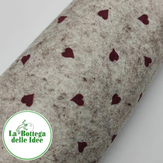 pannolenci 1 mm colore beige melange stampato a cuori rossi