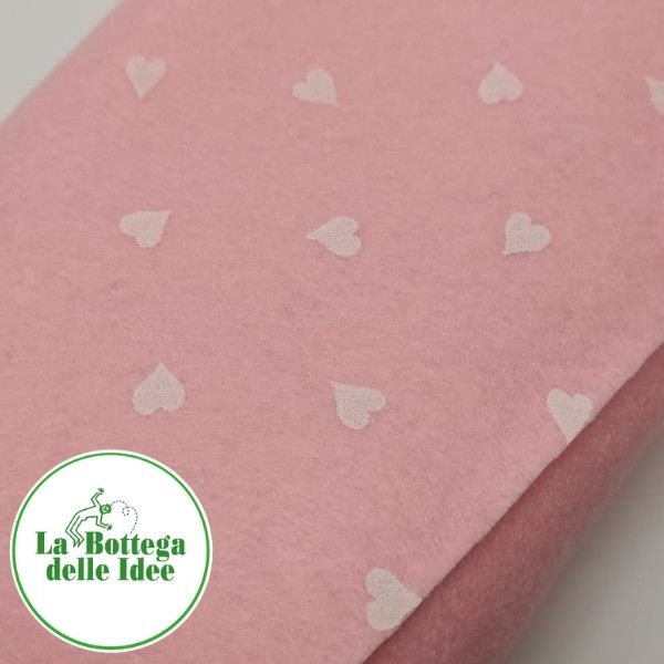 Pannolenci fantasia a cuori rosa/bianco. Spessore 1 mm. Taglio 40 cm x 30 cm