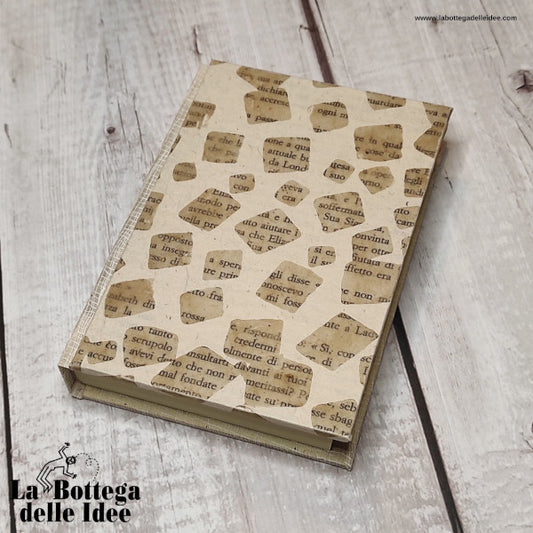 Agenda annuale piccola (9,5 x 13,8 cm) rivestita con carta Batik