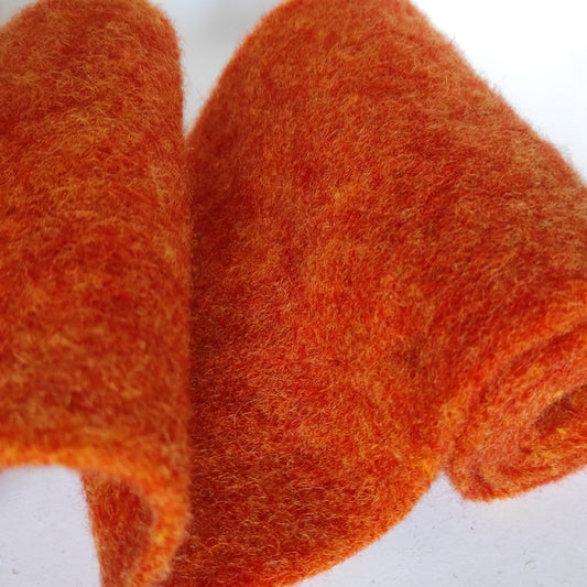 Nastro in feltro di pura lana H 15 cm ideale per decorazioni natalizie e pasquali, composizioni floreali e accessori casa. Colore: Ruggine Mélange