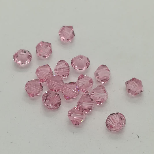 Swarovski bi-cono 4 mm LIGHT ROSE