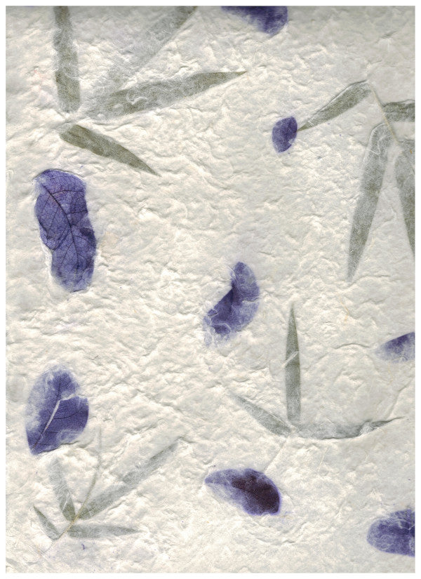 Carta di Gelso con inserti floreali - Petali Viola e Foglie Verdi (A26)